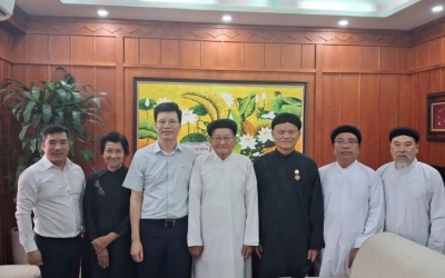 THĂM HỎI BAN TÔN GIÁO CHÍNH PHỦ